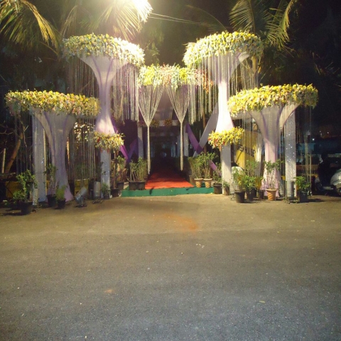 REGAL FLORAL SET UP 1